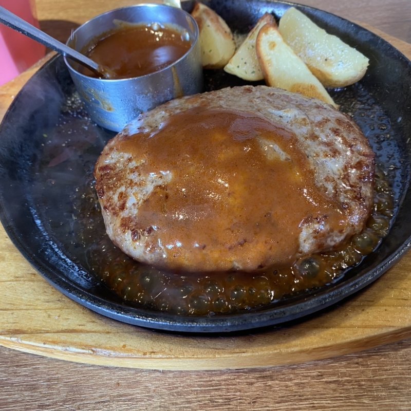 BOSTONハンバーグ(ハンバーグレストランBOSTON昭和町本店)