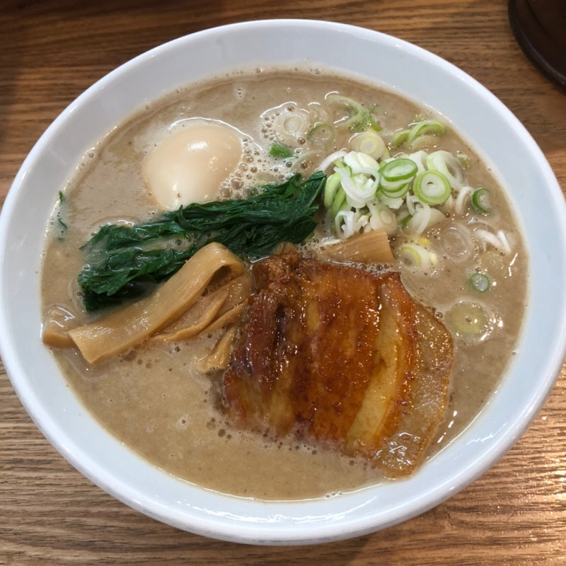 ラーメン (魚介鶏パイタン醤油)(つけ麺　鉄餃子　多聞 )