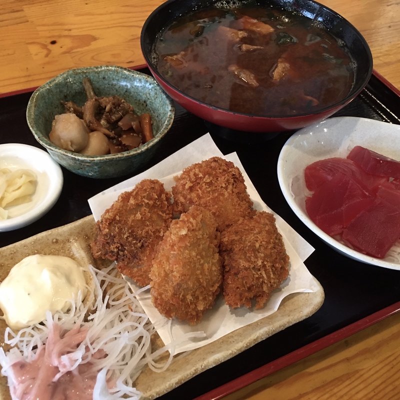 まぐろカツ定食(まぐろや 梅田芝田店)