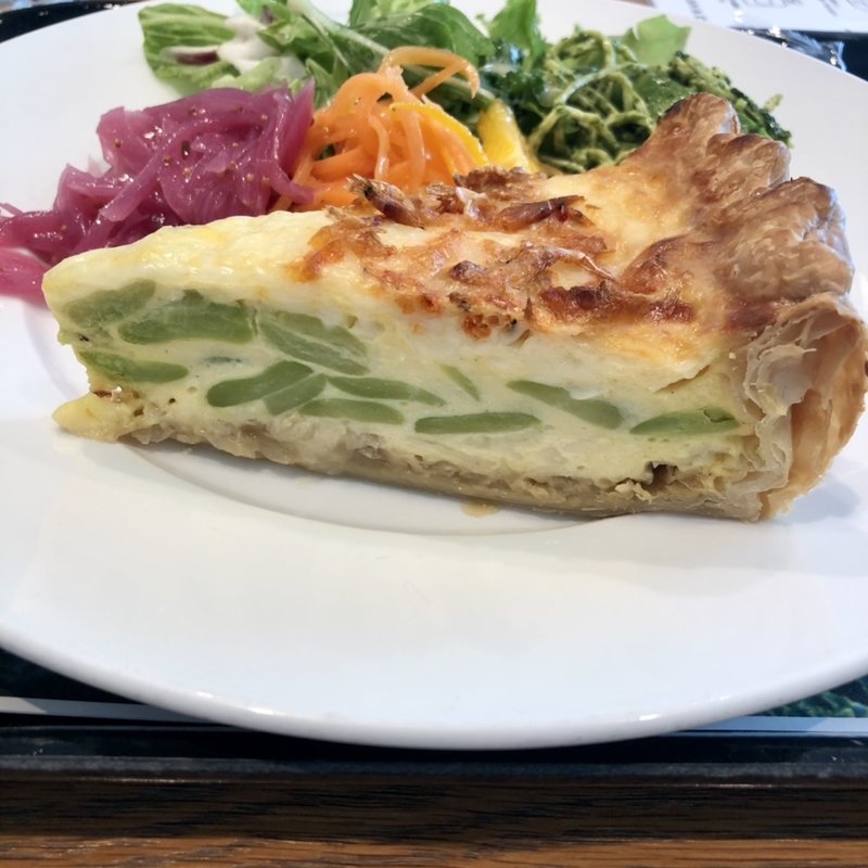 桜海老とそら豆の豆腐キッシュ(DEAN & DELUCA 有楽町)