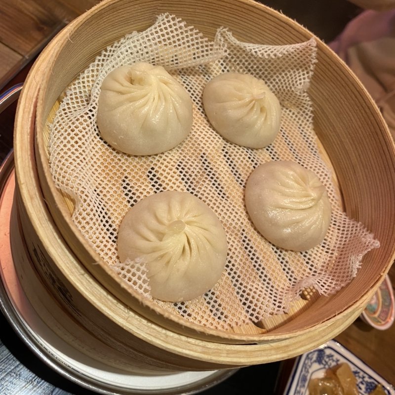 小籠包　原味(小籠包 包伸一)