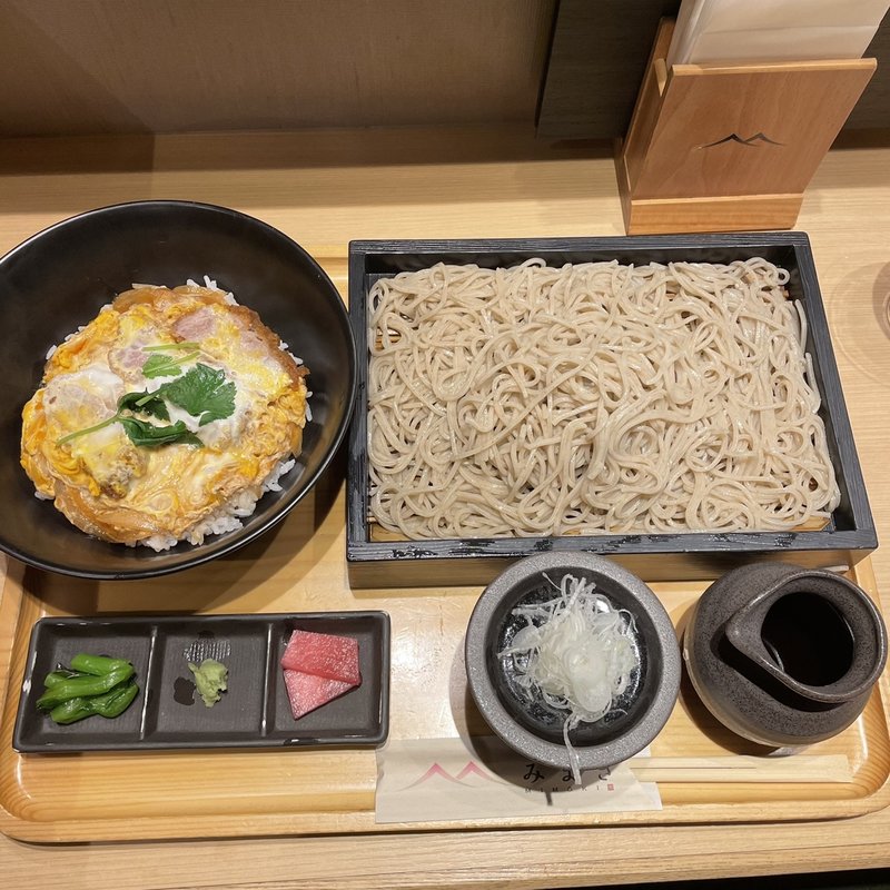小肩ロースカツ丼Sせいろ　蕎麦大盛(蕎麦きり みまき)