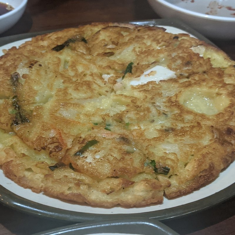 海鮮チヂミ(李苑 （リーエン）)