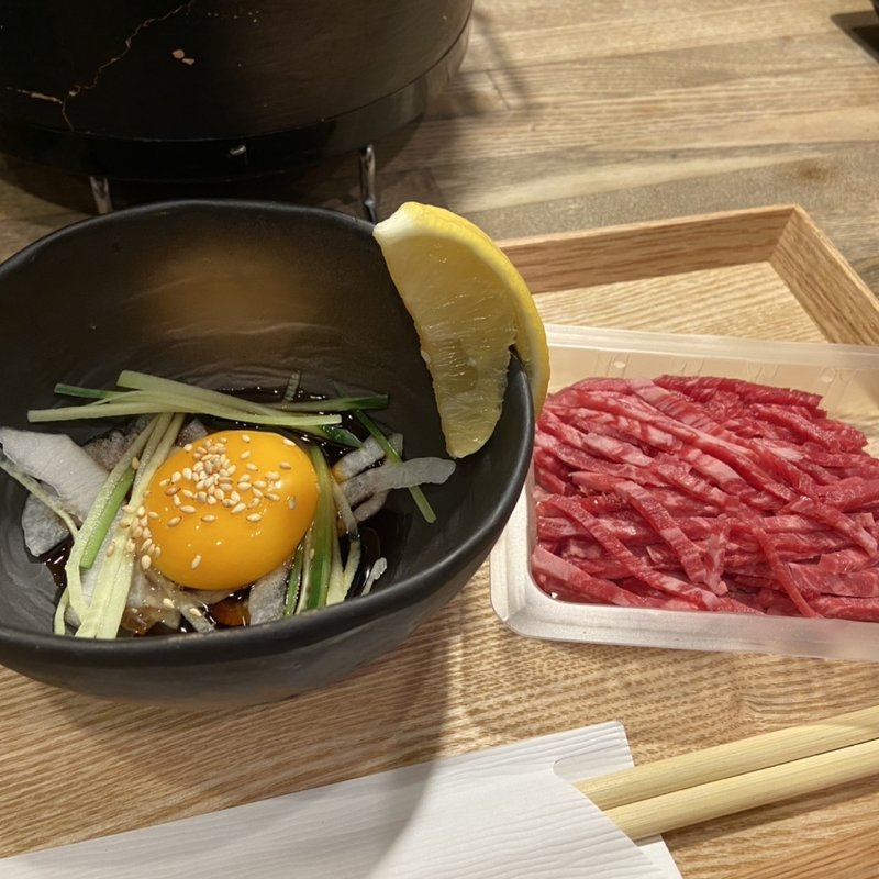 山形牛ユッケ(七輪焼肉 肉屋 )