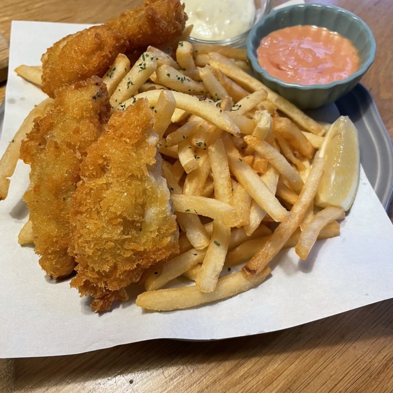 フィッシュ&チップス(板橋のワイン酒場　&.河村)