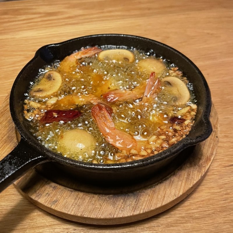 アヒージョ(板橋のワイン酒場　&.河村)