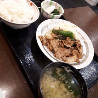 豚肉炒めと定食セット(ときわ食堂　大塚店)
