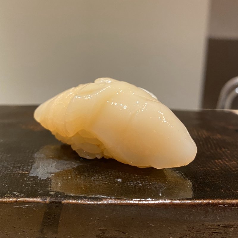 ホタテ(鮨てんび)