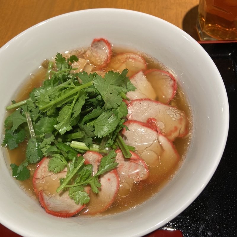 パクチー元町ラーメン(パクチージョーズ　BINO銀座店)