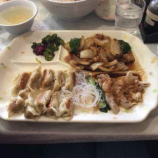 栄駅周辺で食べられる人気定食ランキング Sarah サラ