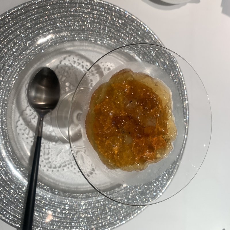 有機人参のムースとコンソメジュレに (ル レストラン マロニエ )