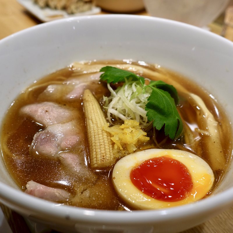 豪華スタイル醤油(麺スタイル林)