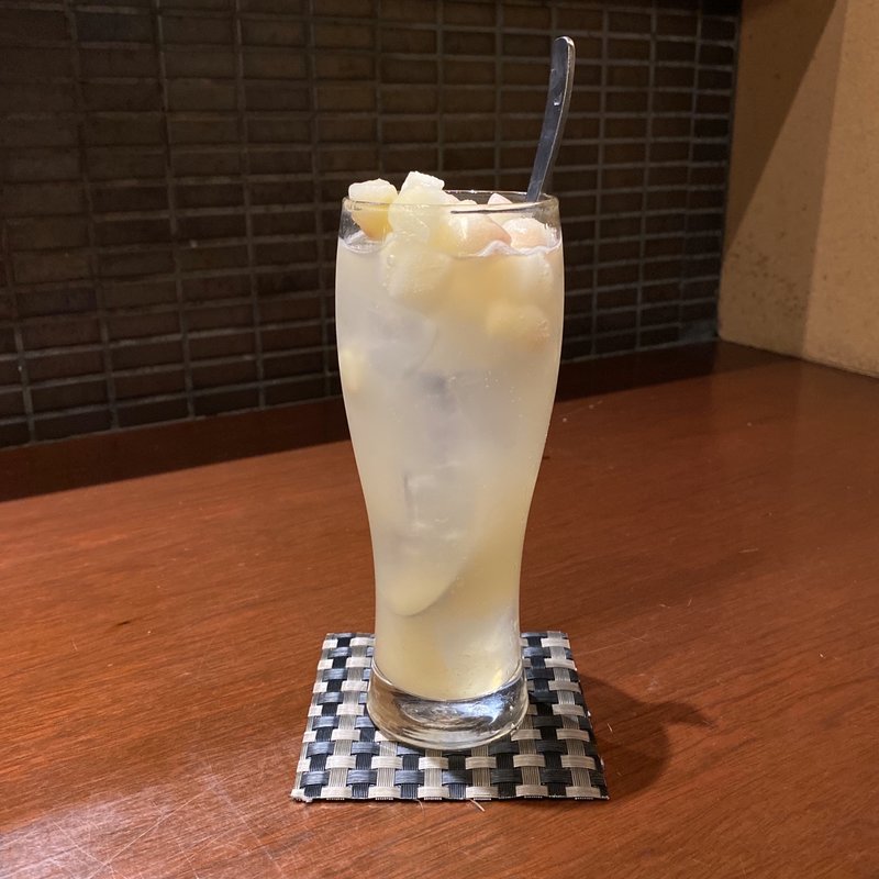 完熟ももの白桃酎ハイ(はかた野菜巻き串 こだわり酎ハイ きばくもん 駅西店)