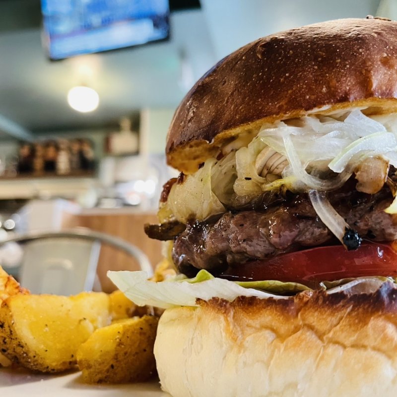 ガーリックオニオンマッシュルームバーガー(エーエス クラシックス ダイナー KOMAZAWA)