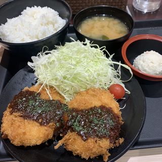 ポルチーニ香るフォアグラ入りクリームコロッケ定食(松のや 西新宿店)