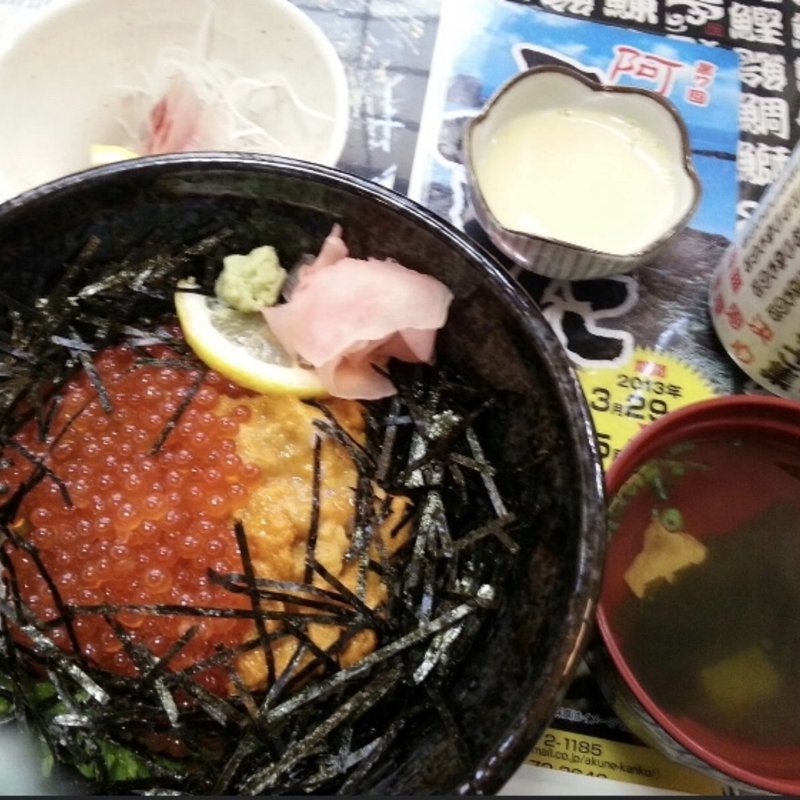 ウニいくら丼(太郎寿司 )