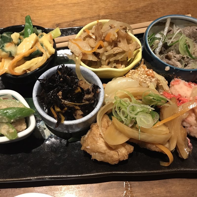 おばんざい盛り合わせ(京家 きよみず 祇をん新橋)