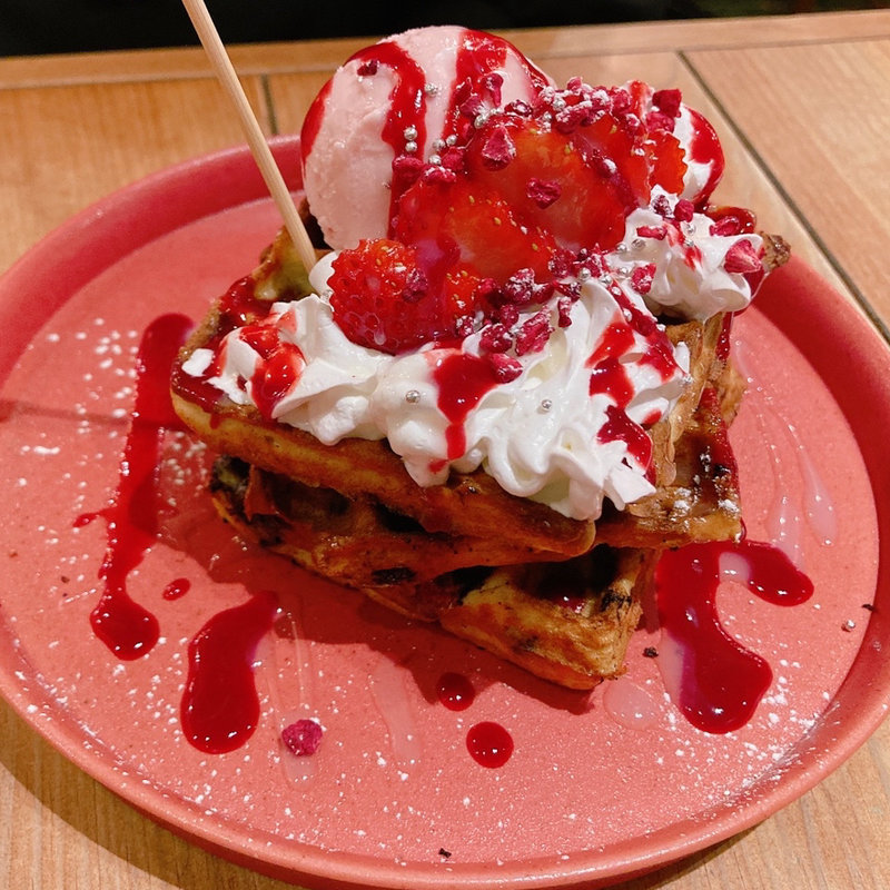 ベリートリプルワッフル(パエリアン・ピーシーズ)