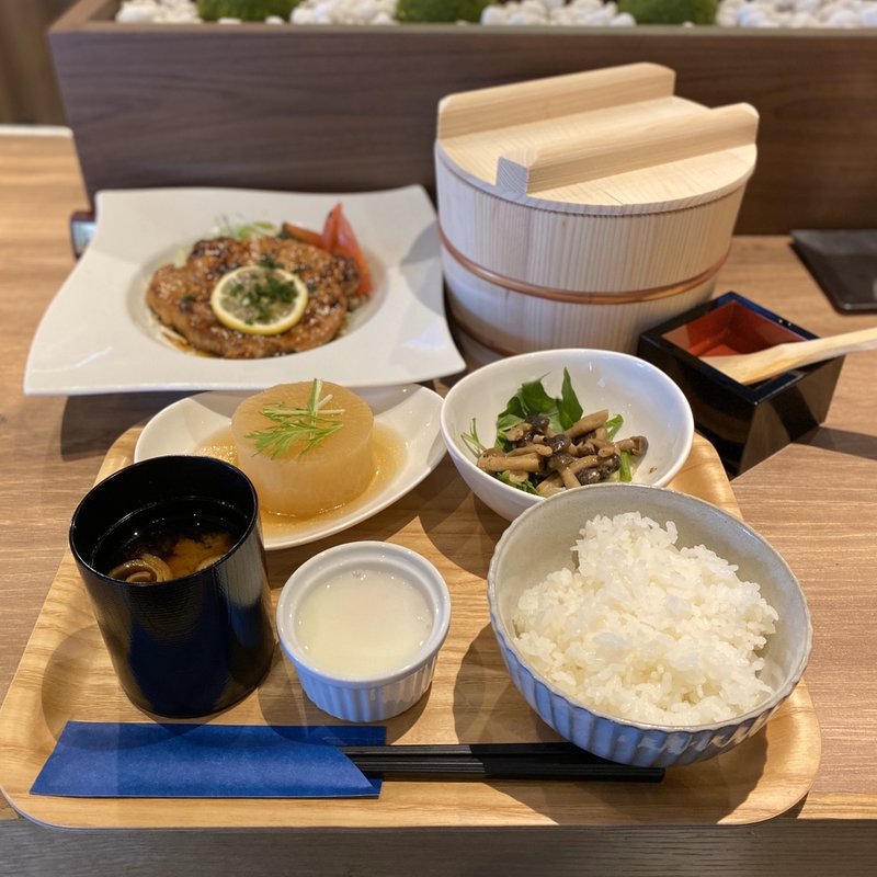 トンテキステーキset(ブラッスリー ウサギ)