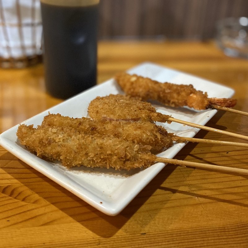 串揚げ(豚、いか、ハム、海老)(おでん横丁)