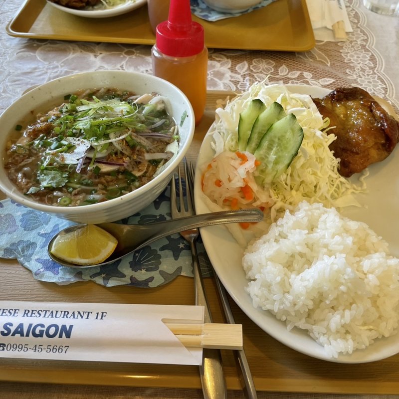 鶏肉のフォーと鶏の照り焼きセット(ミス サイゴン )
