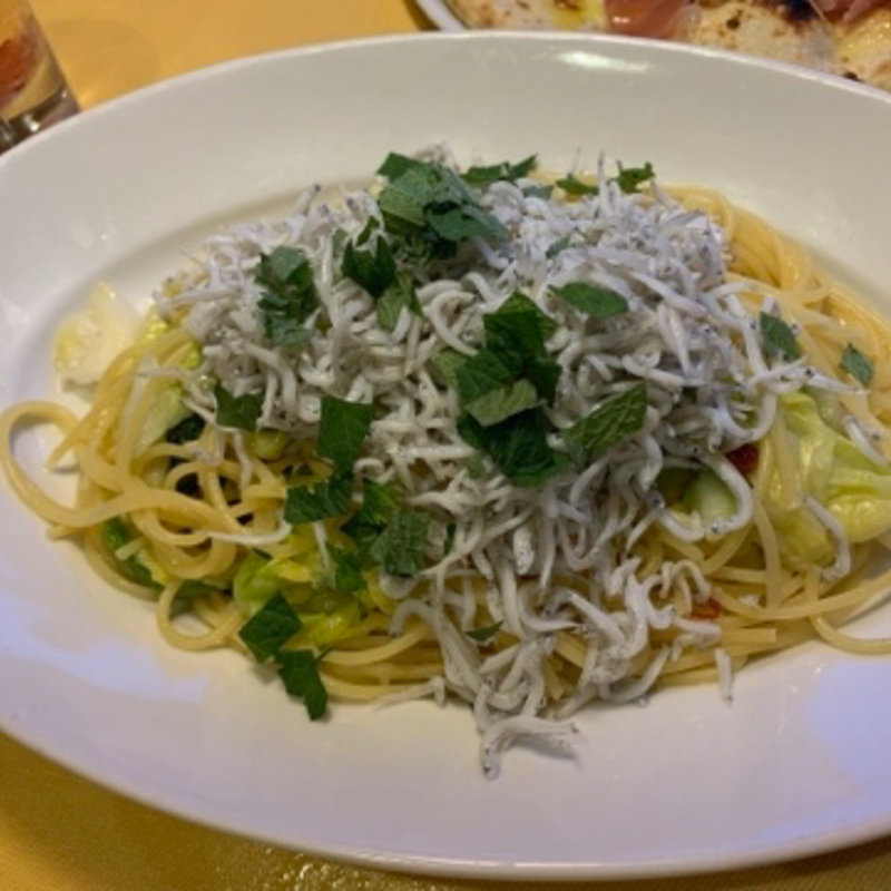 しらすペペロンチーノ(マンマパスタ六会店)