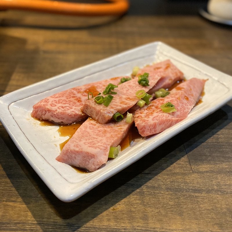 カルビ(ミニ)(焼肉ホルモンこばやし)