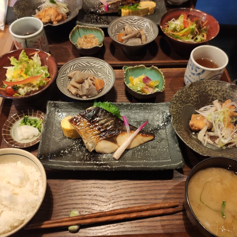 ほっこり六角ランチ(六角キッチン109)