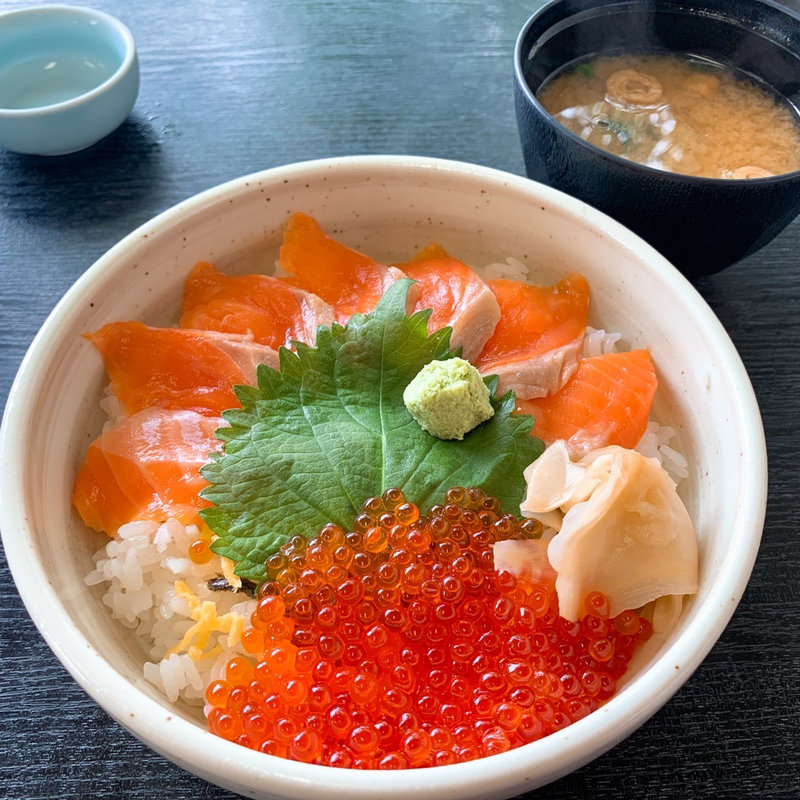 (海鮮問屋村上水産鮮魚部)