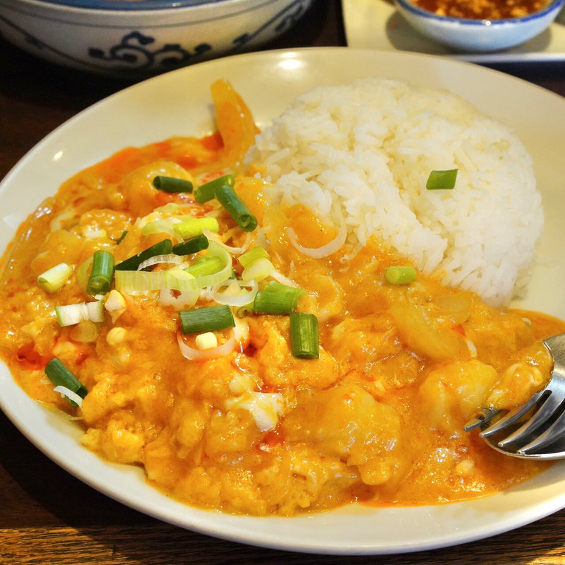 シーフードの玉子カレー炒めごはん(ティーヌン西早稲田本店)