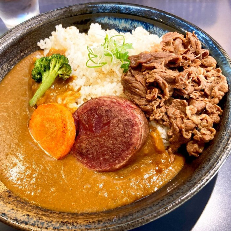 牛煮込みカレー（特盛）(京風カレー おこしやす)