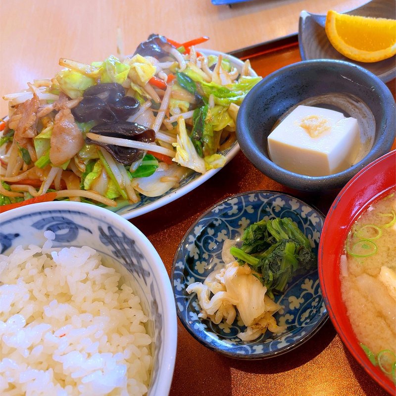肉野菜炒め定食(豊美食堂)