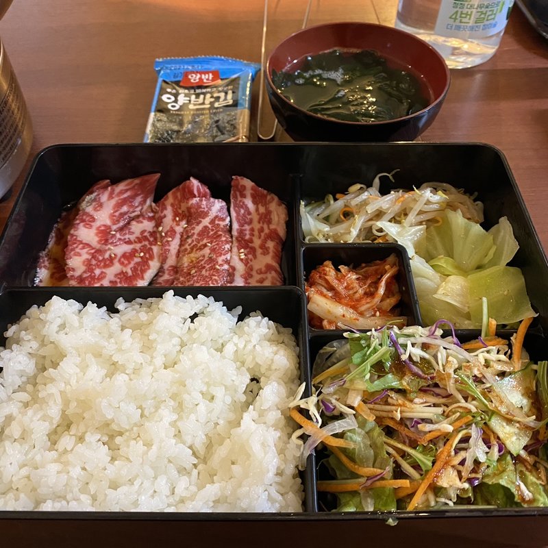 カルビ定食(焼肉丸苑)