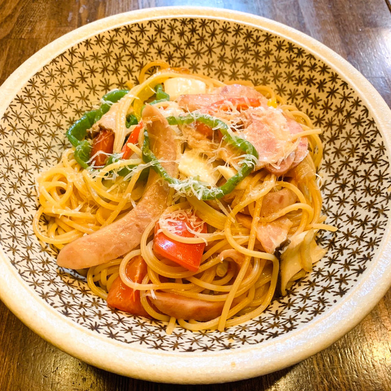 具だくさんのナポリタン(PASTA わざや)