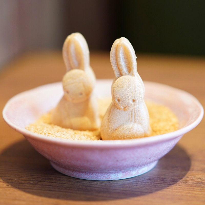 うさぎの最中(Sincere Blue)