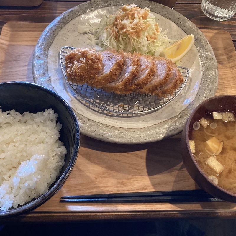 ミルフィーユトンカツ(紅葉 )