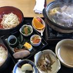 ぼたん鍋膳(季節料理　初音)