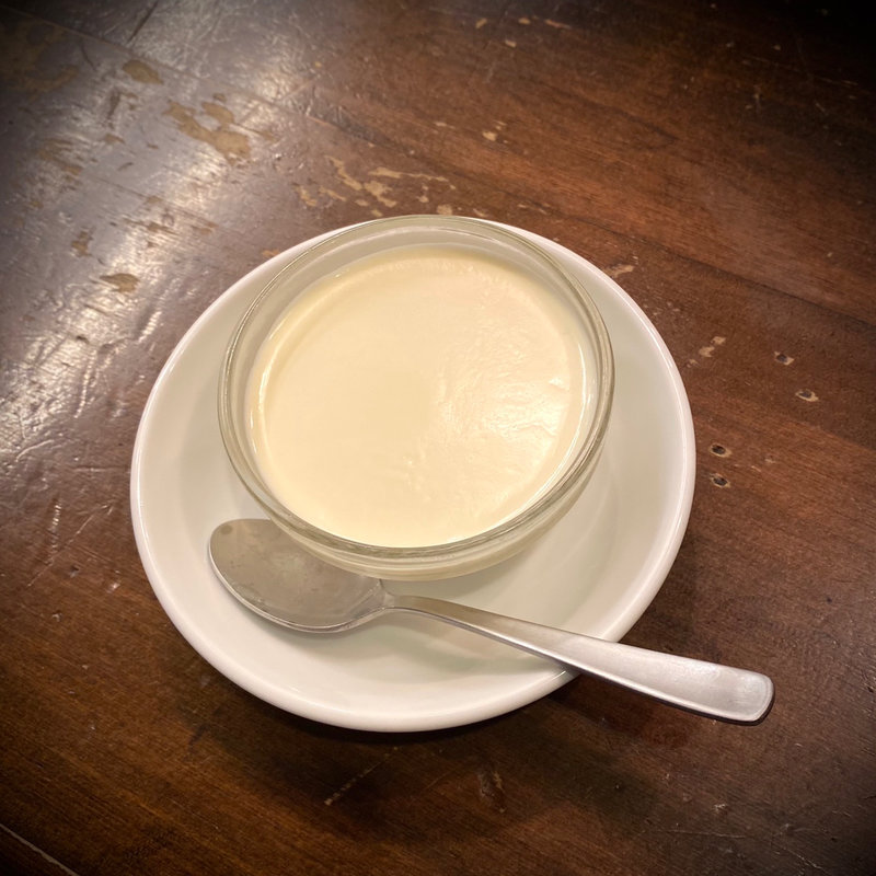 杏仁豆腐（白）(和牛一頭焼肉 房家 日暮里店)