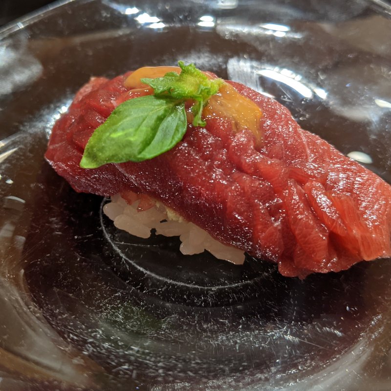 マグロ漬け(小松 弥助)