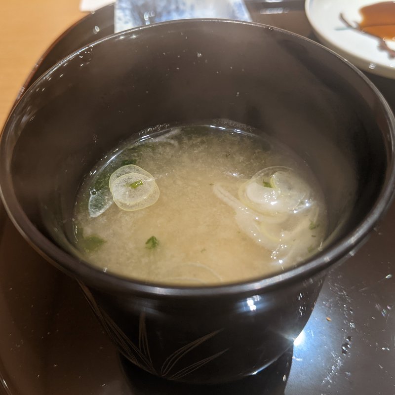 豆腐とアオサの味噌汁(小松 弥助)