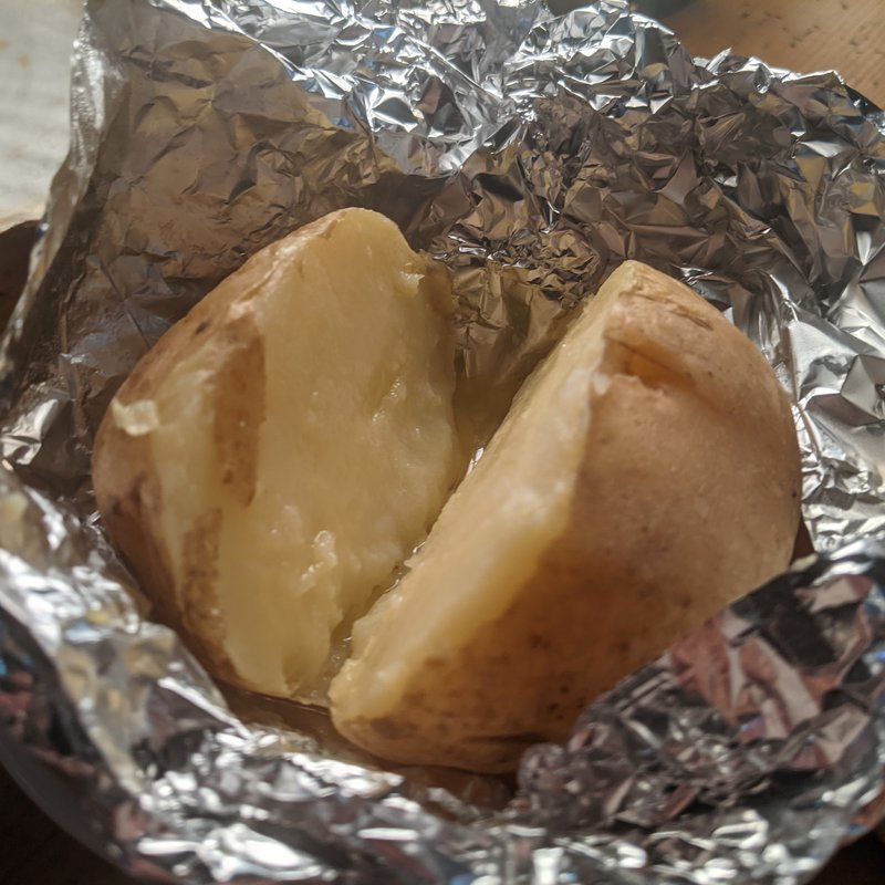 じゃがバター(炉ばた)