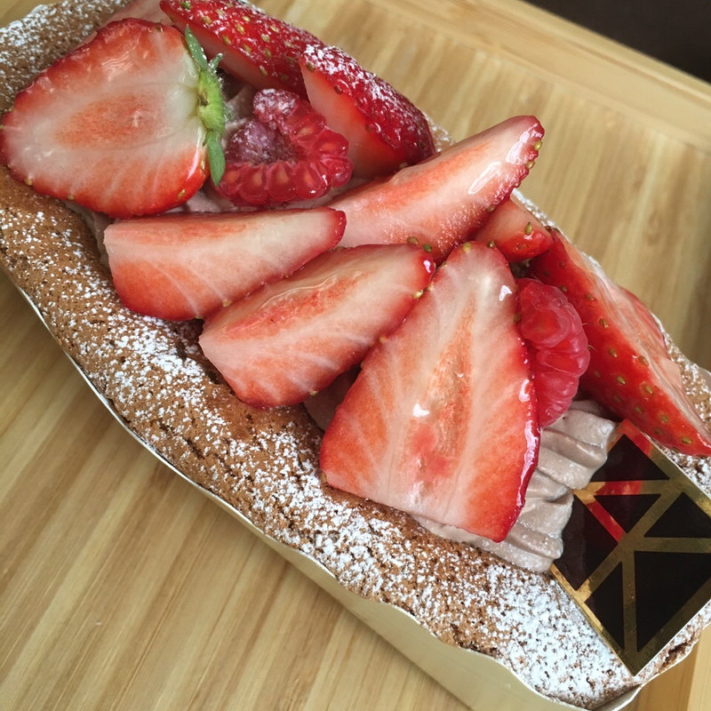 シフォンケーキ・チョコ(アトリエコクボ)