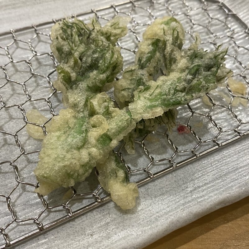 タラの芽(天ぷらまきの梅田店)
