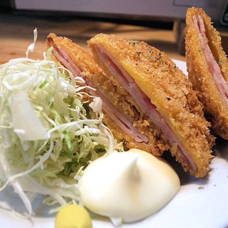 ハムチーズカツ(やきとんひなた 上板橋店)