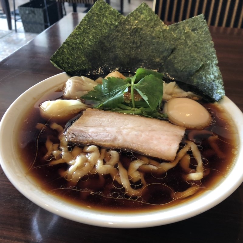 特製仕様醤油らーめん （きりっと味）太麺(あはれ)