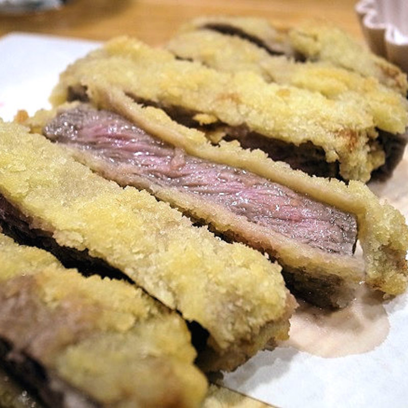 牛レアカツ(瓦焼き ひとたらし)