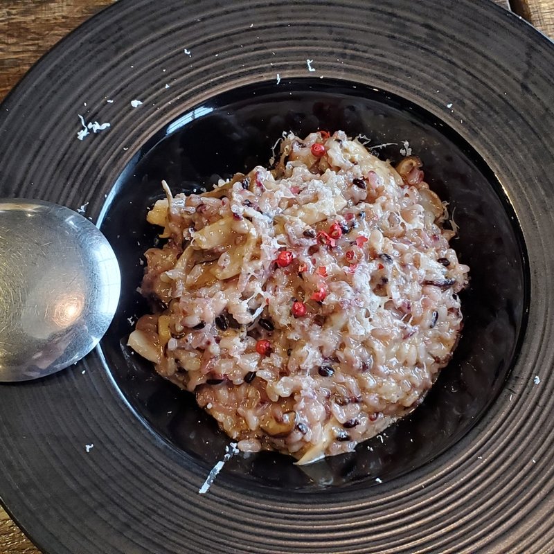 色々キノコのポルチーニリゾット(MOKICHI TRATTORIA)