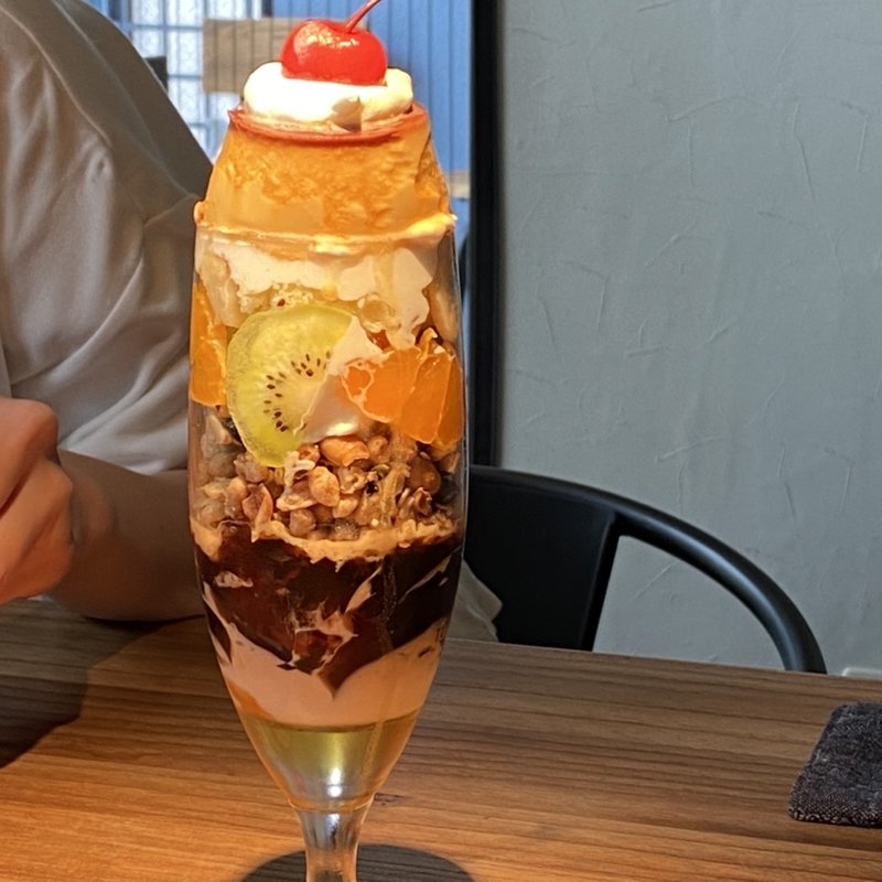 プリンパフェ(CAFE & BAR LIP)