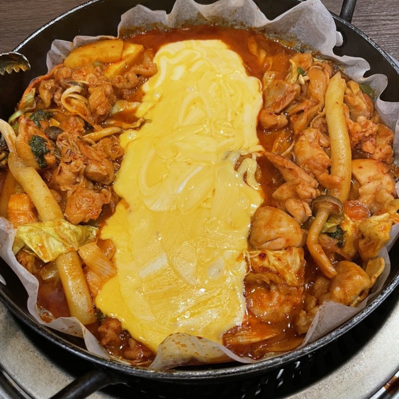  【タッカルビ+プチプチ石焼+純豆腐チゲ】タッカルビセット(韓国料理 中央シジャン)