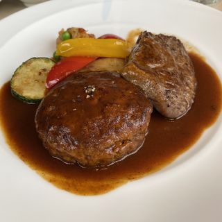 ステーキステーキ＆ハンバーグ(近江スエヒロ 本店)